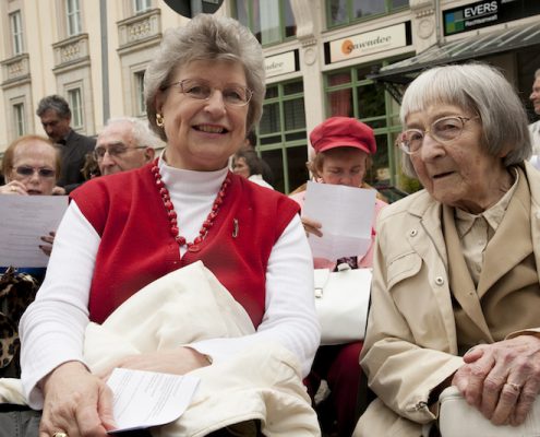 Irene Lawford und Prof. Dr. Renate Drucker zur Jüdischen Woche 2009